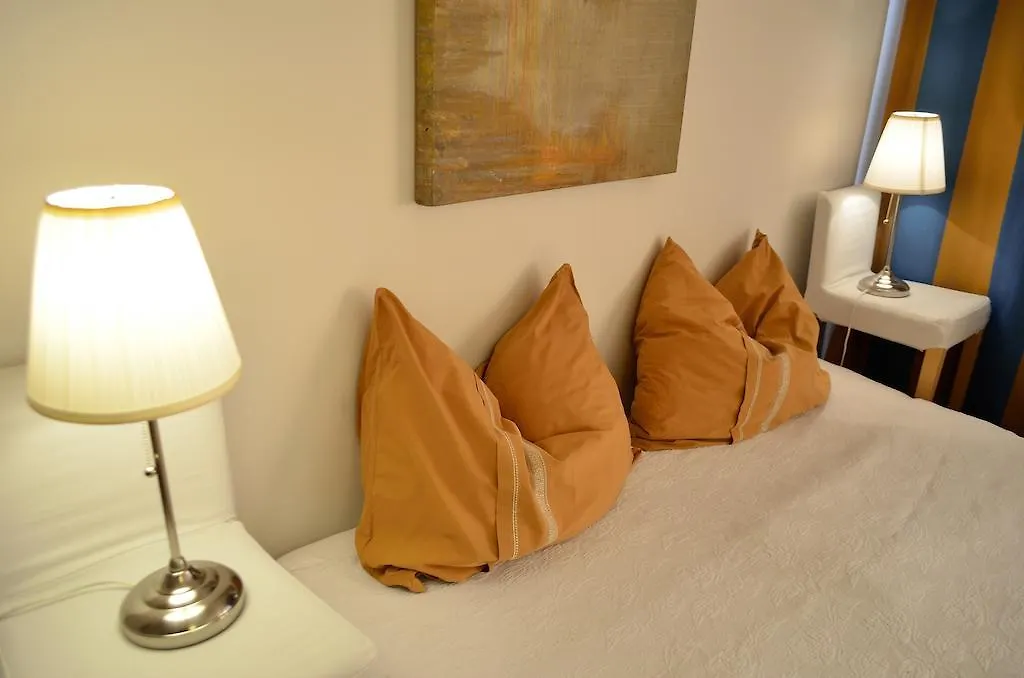 Urban Living Belvedere Studio Apartment Vienna