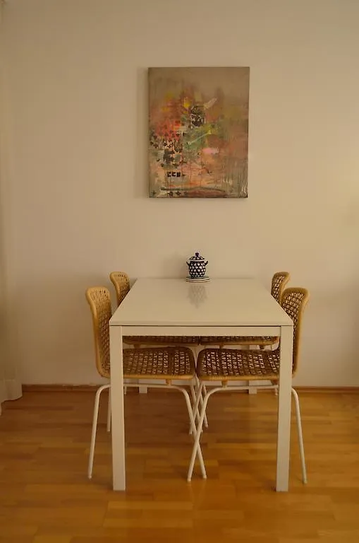 Urban Living Belvedere Studio Apartment Vienna 0*,